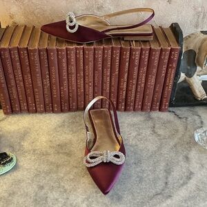 Lilly Pulitzer Amarena Cherry Satin Rhinestone Bow BRIT Slingback Shoes EUC 6.5M